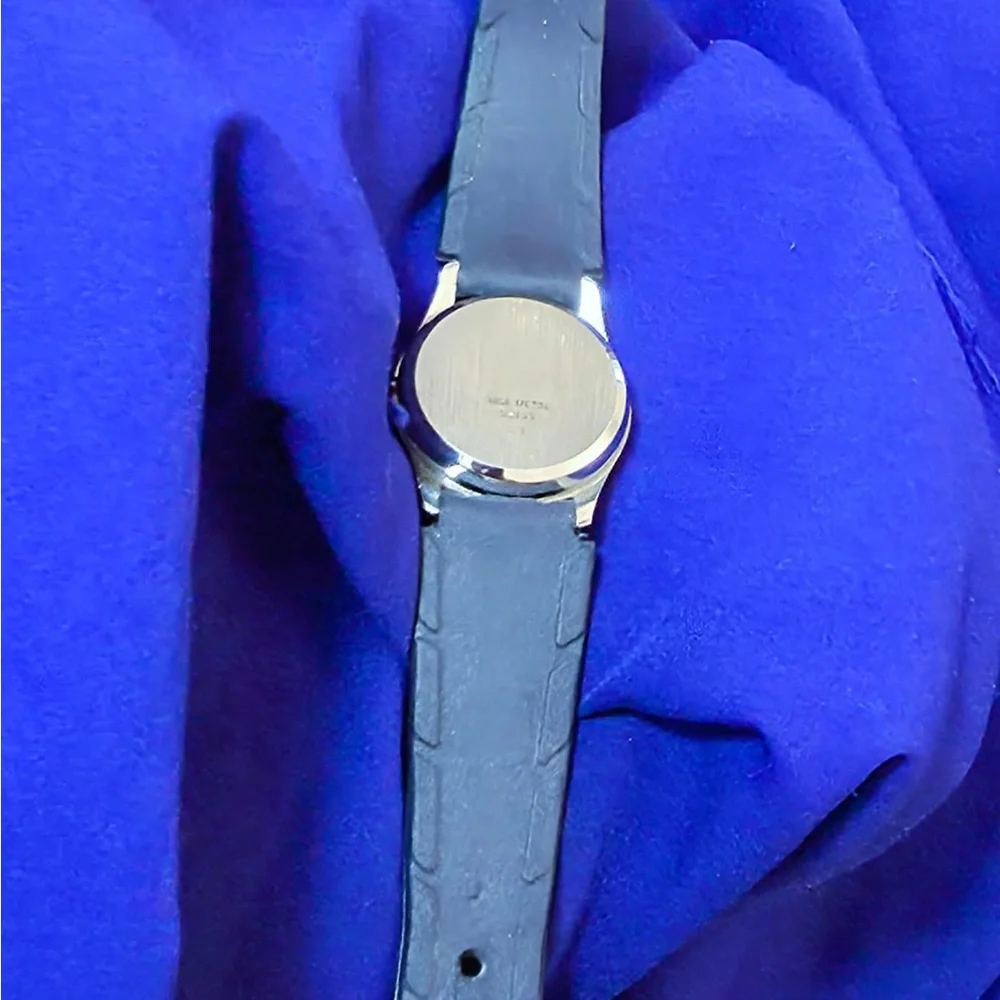 Disney Mickey Mouse Collectible Manual Wind Vintage Mens Watch 30mm for Parts